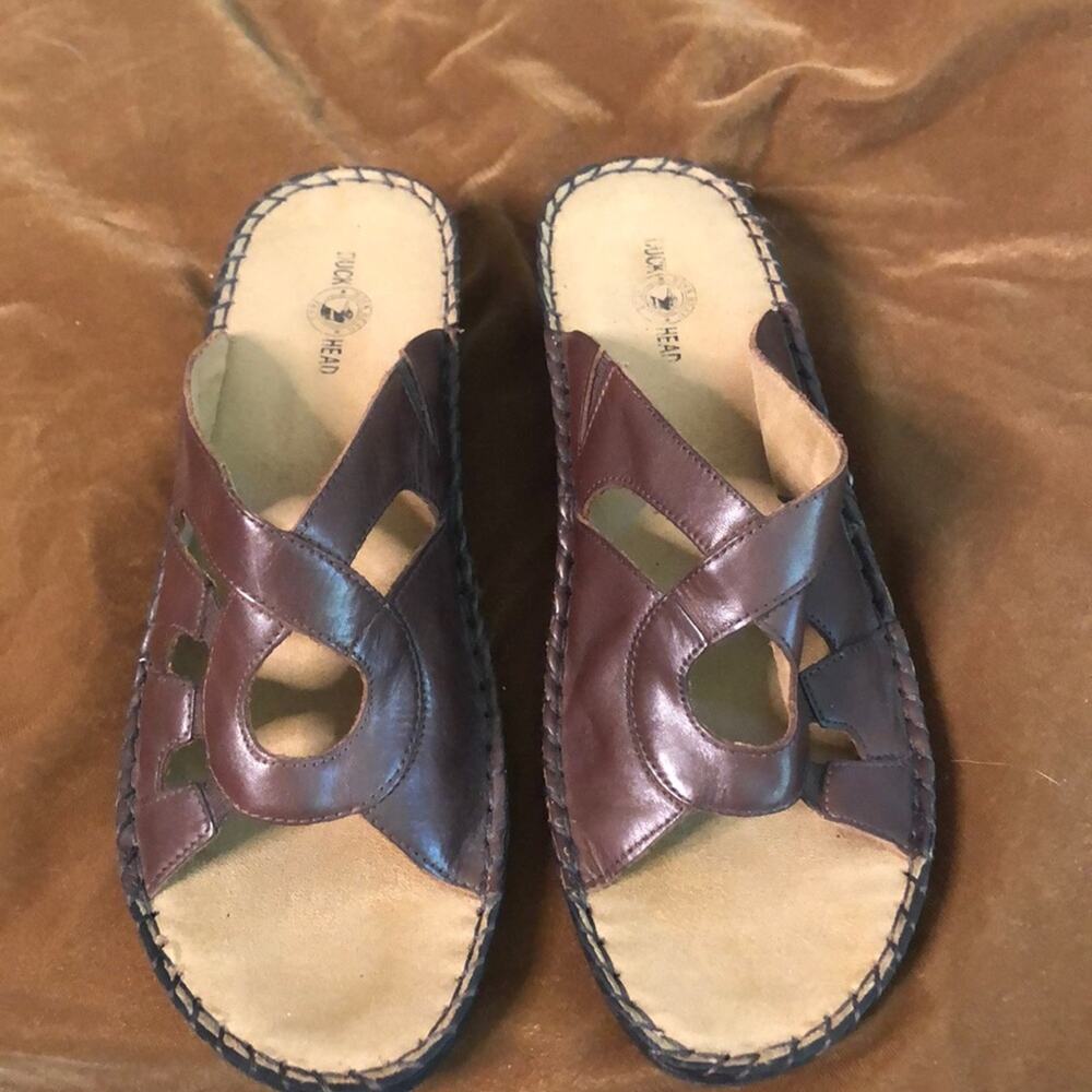 Duck Head 10 brown wedge sandal nwot